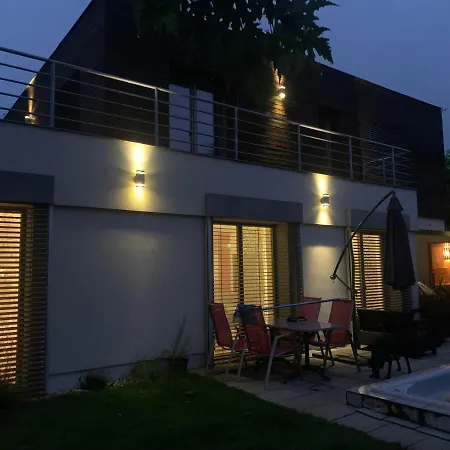 Apartman S Wellness Sluzbami Cercany Exterior photo